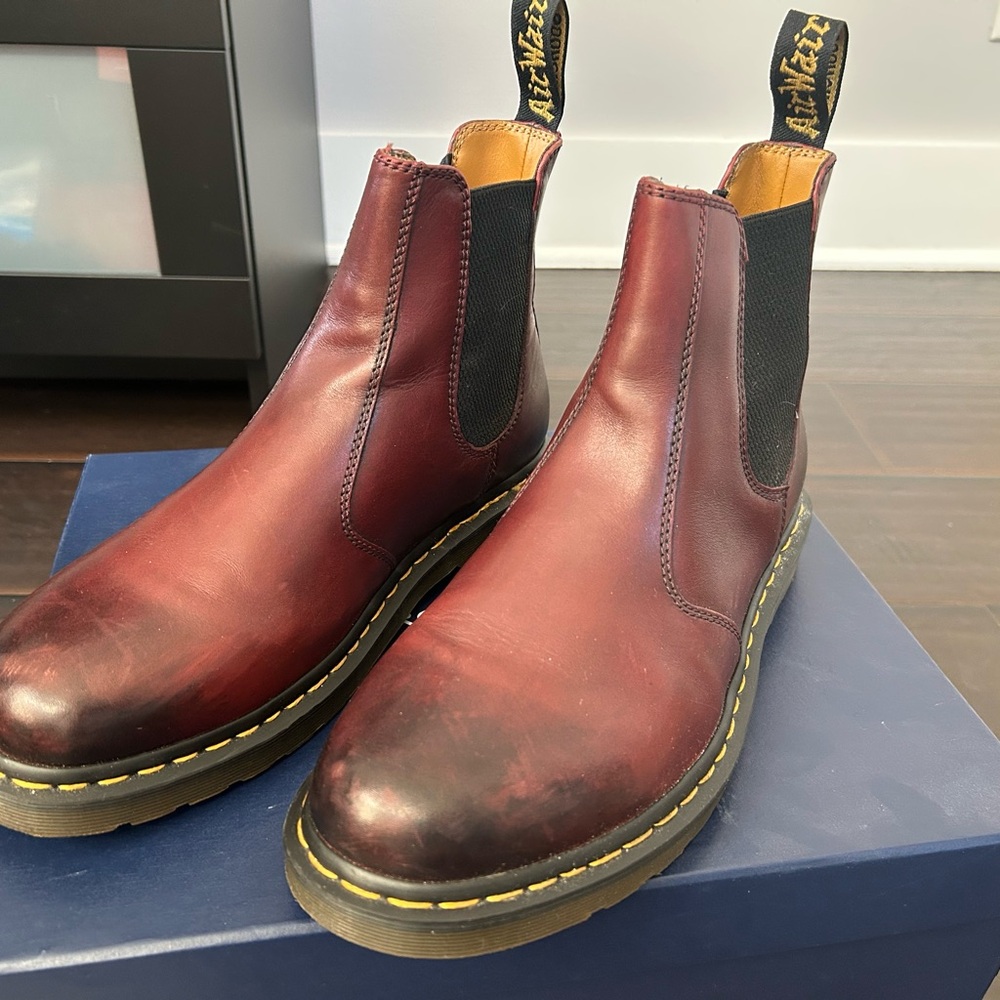 Dr. Martens Men's Burgundy Chelsea Boots